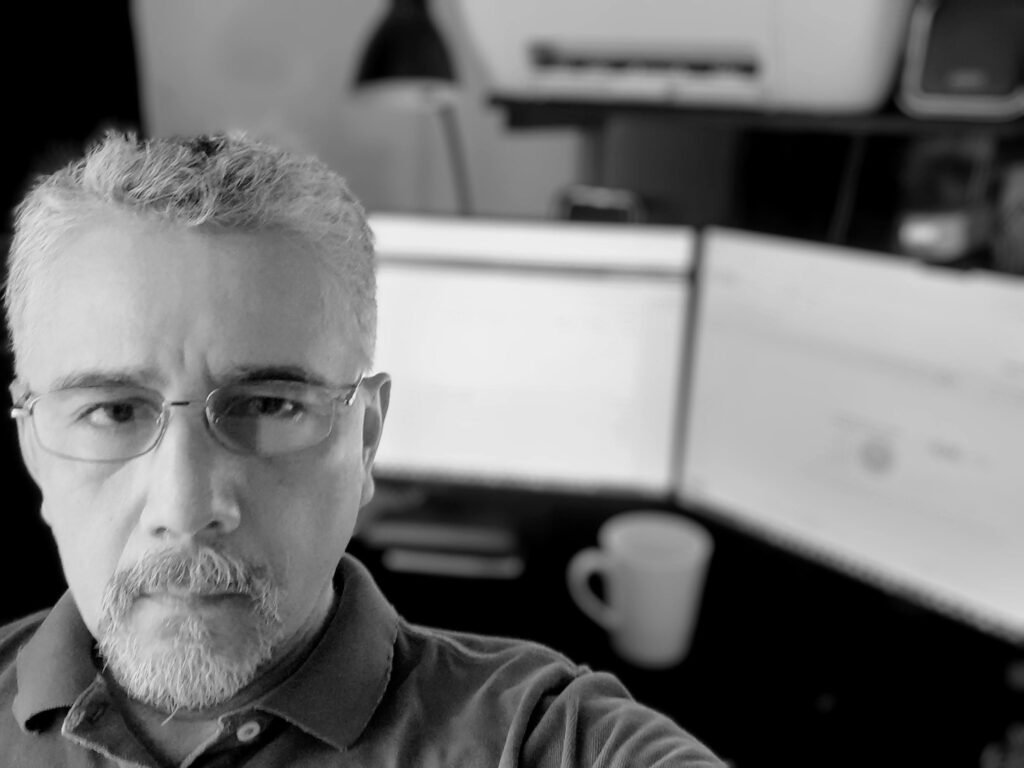 Especialista en diseño de páginas web con SEO Especialista en diseño de páginas web optimizadas para seo